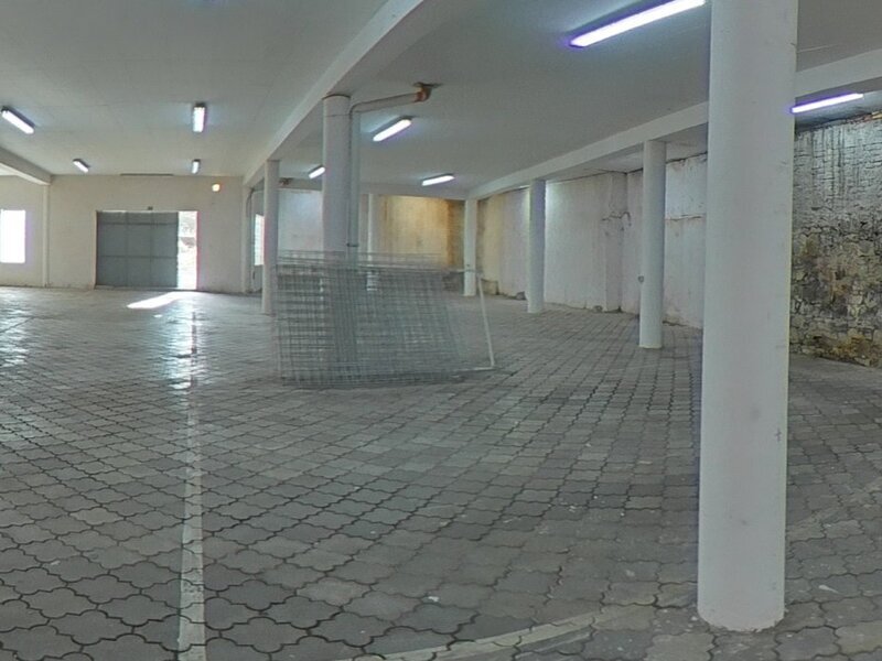Pronájem kryté tržnice s kancelářemi a sklady, Masarykovo nám., Brandýs nad Labem.