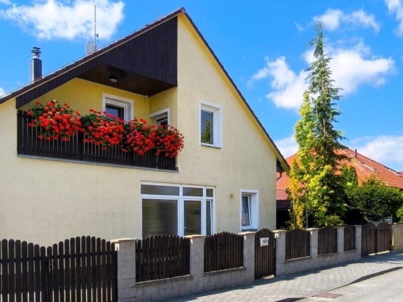 Rodinný dům s 2 samostatnými byty, Rožnov, České Budějovice